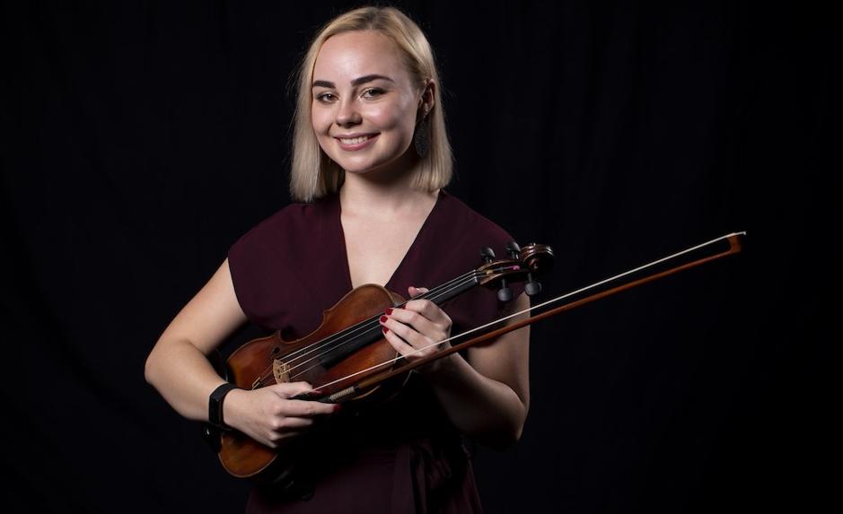 Eryn Rae (BBC Radio Scotland Young Traditional Musician of the Year 2022)